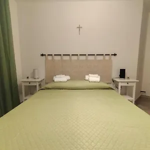  Bed & Breakfast Il Melograno